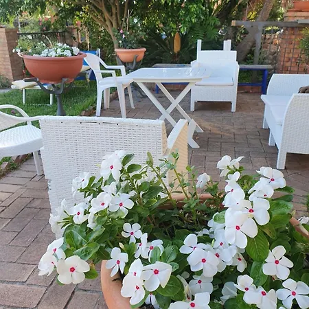 Parco Degli Ulivi Фермерский дом *