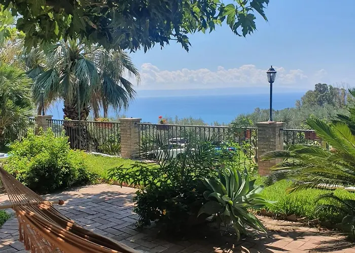 בית חווה Parco Degli Ulivi *